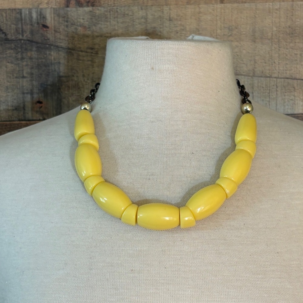 Yellow Chunky Acrylic Bead Statement Necklace Bronze Tone Chain Adjustable